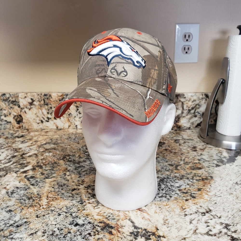 Denver Broncos real tree Demaryius Thomas stitched signature # 88 hat